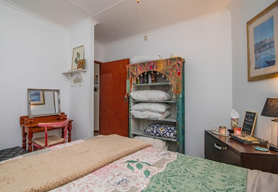 5 Bedroom Property for Sale in Fraaiuitsig Western Cape